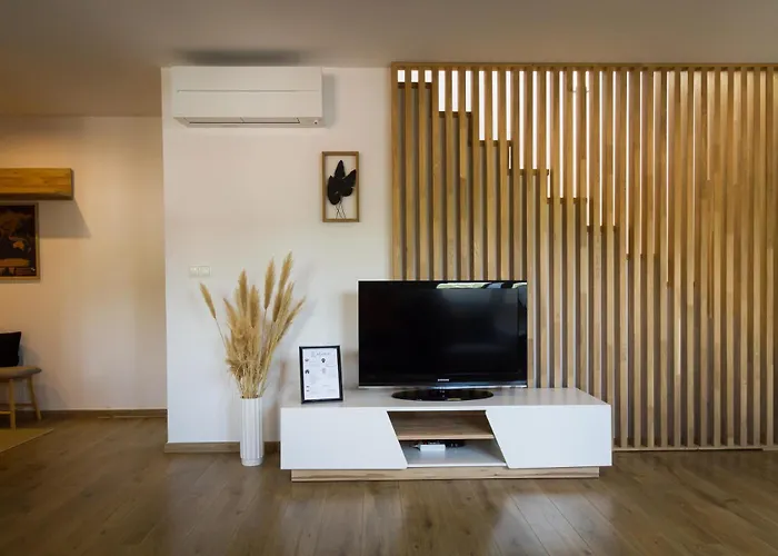 Maisonette With Terrace Апартаменты
