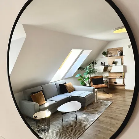Lejlighed Maisonette With Terrace *