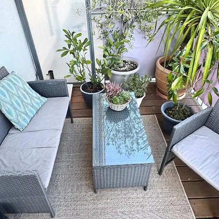 Maisonette With Terrace براتسيلافا